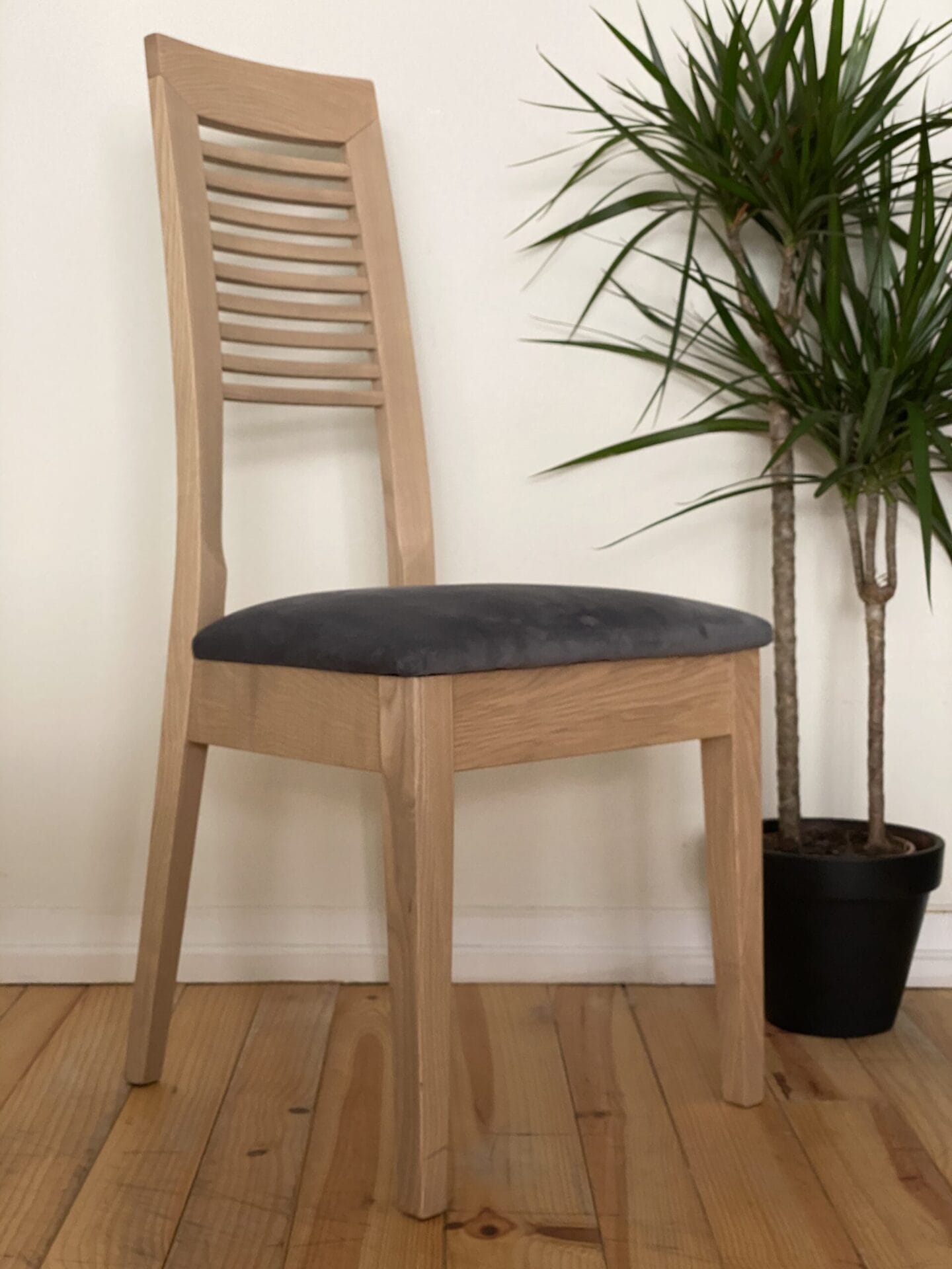 Chair with vault - Image 2